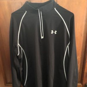 Athletic under Armour pull over